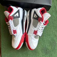Load image into Gallery viewer, Jordan Fire Red 4s Size 10.5
