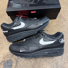 Load image into Gallery viewer, Nike Supreme Air Max 1s Size 10.5
