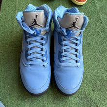Load image into Gallery viewer, Jordan UNC 5s Size 11.5

