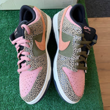 Load image into Gallery viewer, Nike SB Arts and Rec Low Dunks Size 12
