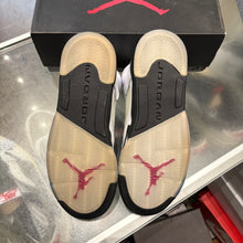 Load image into Gallery viewer, Jordan Fire Red 5s Size 5.5Y
