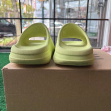 Load image into Gallery viewer, Yeezy Green Glow Slides Size 5
