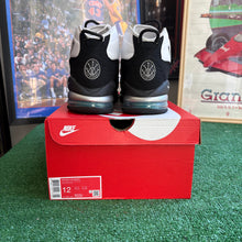 Load image into Gallery viewer, Nike White Black Teal Air Max Uptempo 95s Size 12
