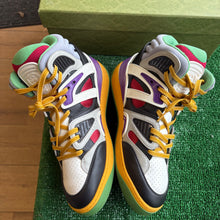 Load image into Gallery viewer, Gucci Basket Highs Size 7+ UK
