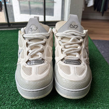 Load image into Gallery viewer, Louis Vuitton Skates Size 9UK
