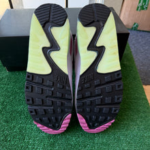Load image into Gallery viewer, Nike Light Bordeaux NRG Air Max 90 Size 11.5
