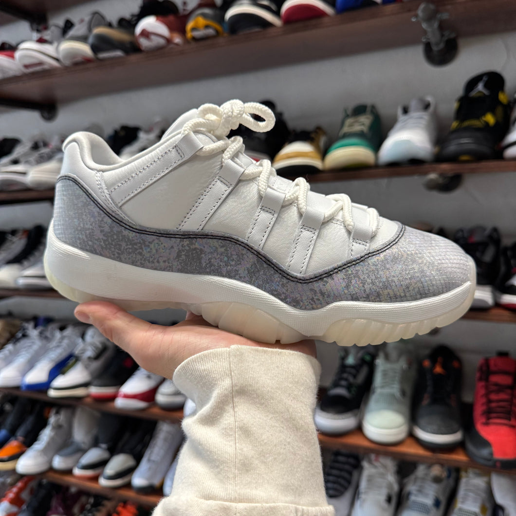 Jordan Year Of The Snake Low 11s Size 9