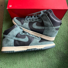 Load image into Gallery viewer, Nike Faded Spruce High Dunks Size 7.5
