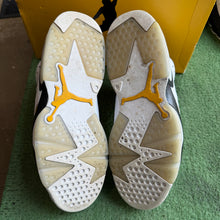 Load image into Gallery viewer, Jordan Yellow Ochre 6s Size 11.5
