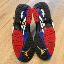 Load image into Gallery viewer, Jordan Playoff 8s Size 10.5
