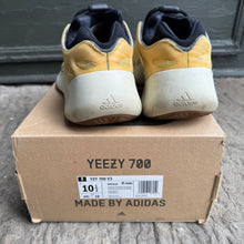 Load image into Gallery viewer, Yeezy Mono Safflower 700 V3s Size 10.5
