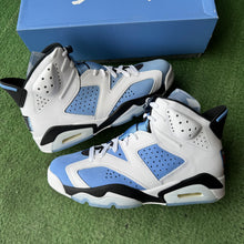 Load image into Gallery viewer, Jordan UNC 6s Size 9
