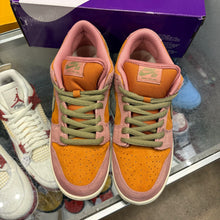 Load image into Gallery viewer, Nike SB Red Stardust Low Dunks Size 10.5
