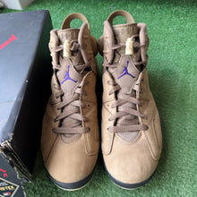 Load image into Gallery viewer, Jordan Gore-Tex Brown Kelp 6s Size 11.5W/10M
