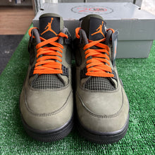 Load image into Gallery viewer, Jordan Undefeated 4s Size 12
