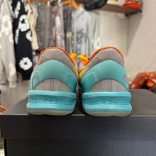 Load image into Gallery viewer, Nike Kobe Venice Beach Protro 8s Size 9

