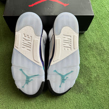 Load image into Gallery viewer, Jordan Grape 5s Size 13
