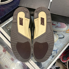 Load image into Gallery viewer, Jordan A Ma Maniere 3s Size 11W/9.5M
