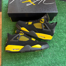 Load image into Gallery viewer, Jordan Thunder 4s Size 8.5
