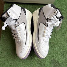 Load image into Gallery viewer, Jordan Python 2s Size 8.5
