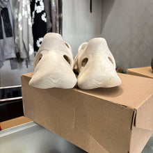 Load image into Gallery viewer, Yeezy Sail Foam Runners Size 14

