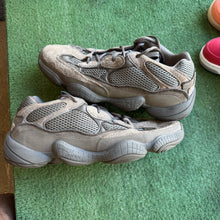 Load image into Gallery viewer, Yeezy Clay Brown Low 500s Size 12
