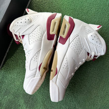 Load image into Gallery viewer, Jordan Maroon 6s Size 14
