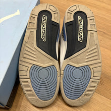 Load image into Gallery viewer, Jordan UNC 3s Size 7.5
