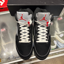 Load image into Gallery viewer, Jordan Reimagined Metallic 5s Size 13
