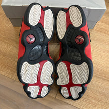 Load image into Gallery viewer, Jordan Bred 13s Size 10.5
