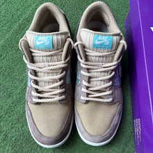 Load image into Gallery viewer, Nike Big Money SB Low Dunks Size 13
