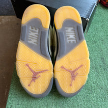 Load image into Gallery viewer, Jordan Off White Sail 5s Size 9
