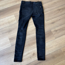 Load image into Gallery viewer, Amiri Denim Size 34
