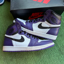 Load image into Gallery viewer, Jordan Court Purple 1s Size 10.5
