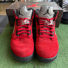 Load image into Gallery viewer, Jordan Raging Bull 5s Size 9.5
