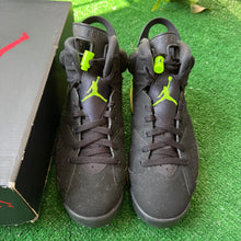 Load image into Gallery viewer, Jordan Electric Green 6s Size 9
