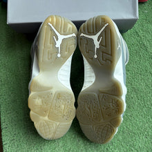 Load image into Gallery viewer, Jordan Cool Grey 9s Size 11
