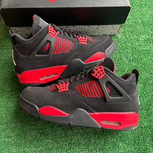 Load image into Gallery viewer, Jordan Red Thunder 4s Size 9
