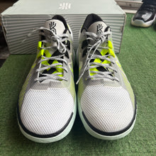 Load image into Gallery viewer, Nike Kyrie Summit White Flytrap 5s Size 13
