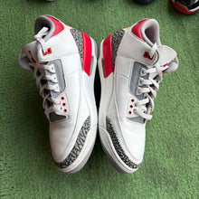 Load image into Gallery viewer, Jordan Fire Red 3s Size 11
