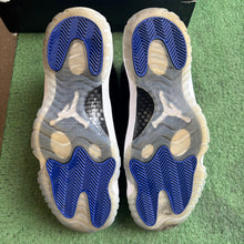 Load image into Gallery viewer, Jordan Space Jam 11s Size 10.5
