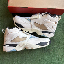 Load image into Gallery viewer, Nike Must Be The Money Air Diamond Turfs Size 10.5
