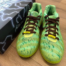 Load image into Gallery viewer, Nike Zombie Ja 3s Size 10
