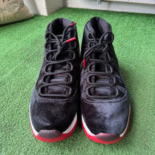 Load image into Gallery viewer, Jordan Velvet Bred 11s Size 10.5W/9M
