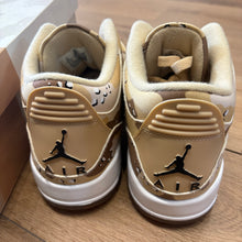 Load image into Gallery viewer, Jordan Desert Camo 3s Size 12W/10.5M
