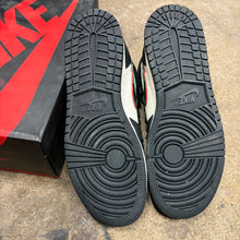 Load image into Gallery viewer, Jordan Sports Illustrated 1s Size 7Y
