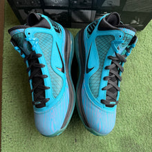 Load image into Gallery viewer, Nike LeBron All Star 7s Size 10
