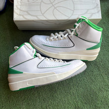Load image into Gallery viewer, Jordan Lucky Green 2s Size 10
