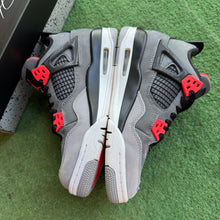 Load image into Gallery viewer, Jordan Infrared 4s Size 4Y
