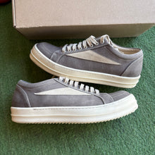 Load image into Gallery viewer, Rick Owens Vintage Sneakers Size 43
